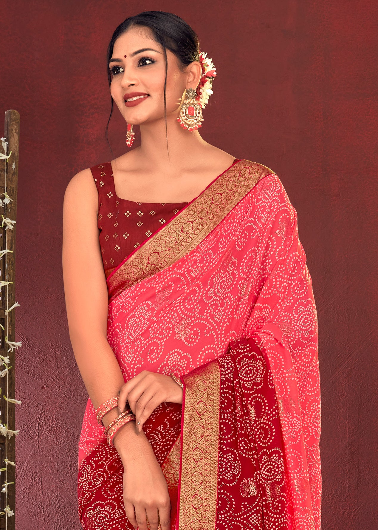 Dual Shades Bandhani Printed Maroon Peach Weightless Georgette Saree With Embroidery Lace