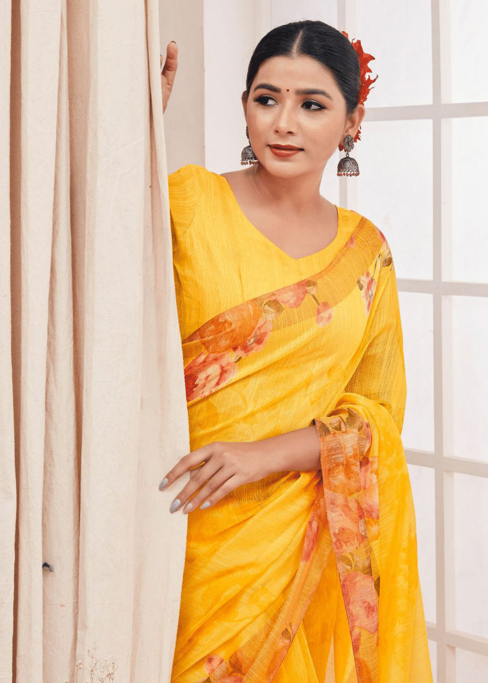 Beautiful Color Prints Yellow Linen Dailywear Saree