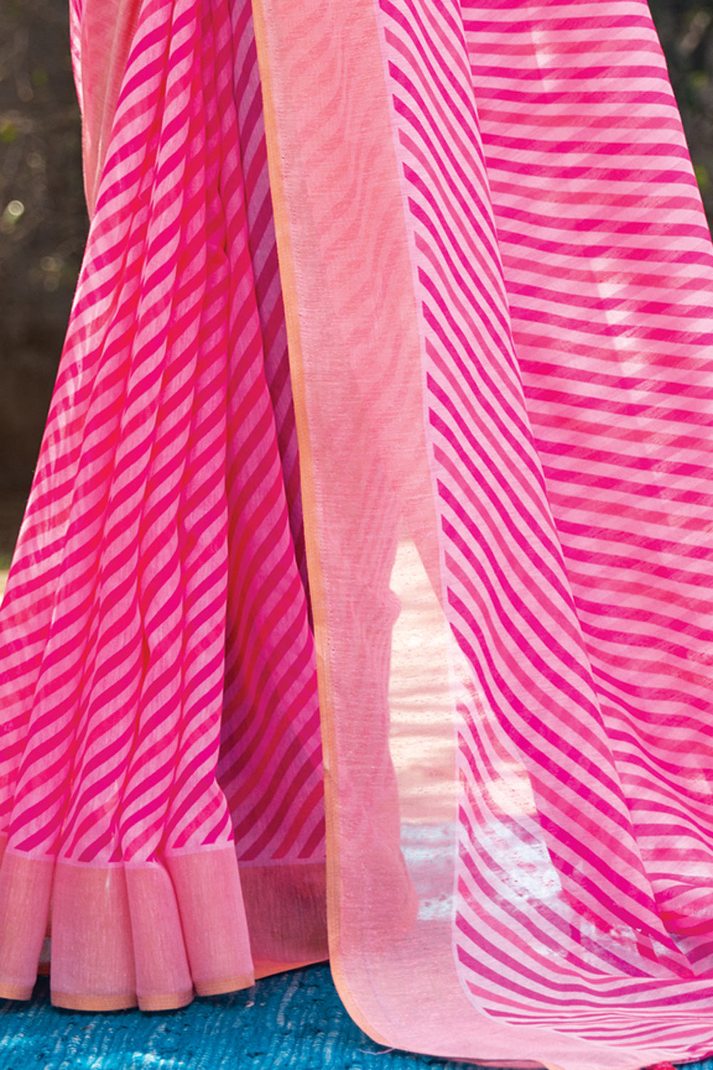 Magenta Lehariya Printed Linen Saree
