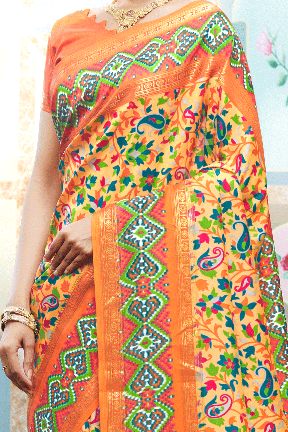 Mustard Kashmiri Pashmina Printed Saree