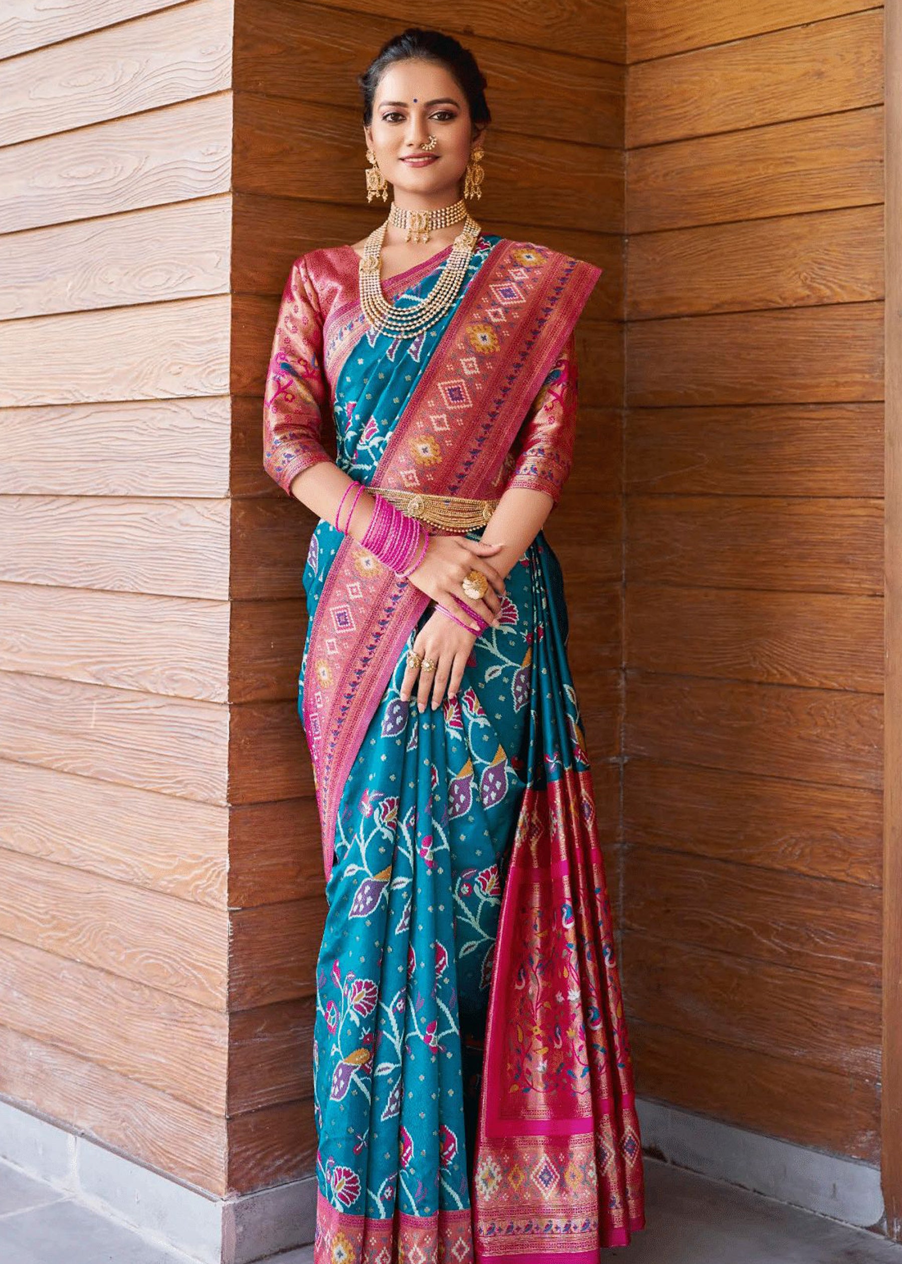 Buy online Gold zari woven Pure kanjeevaram soft silk Saree - Red-AF749