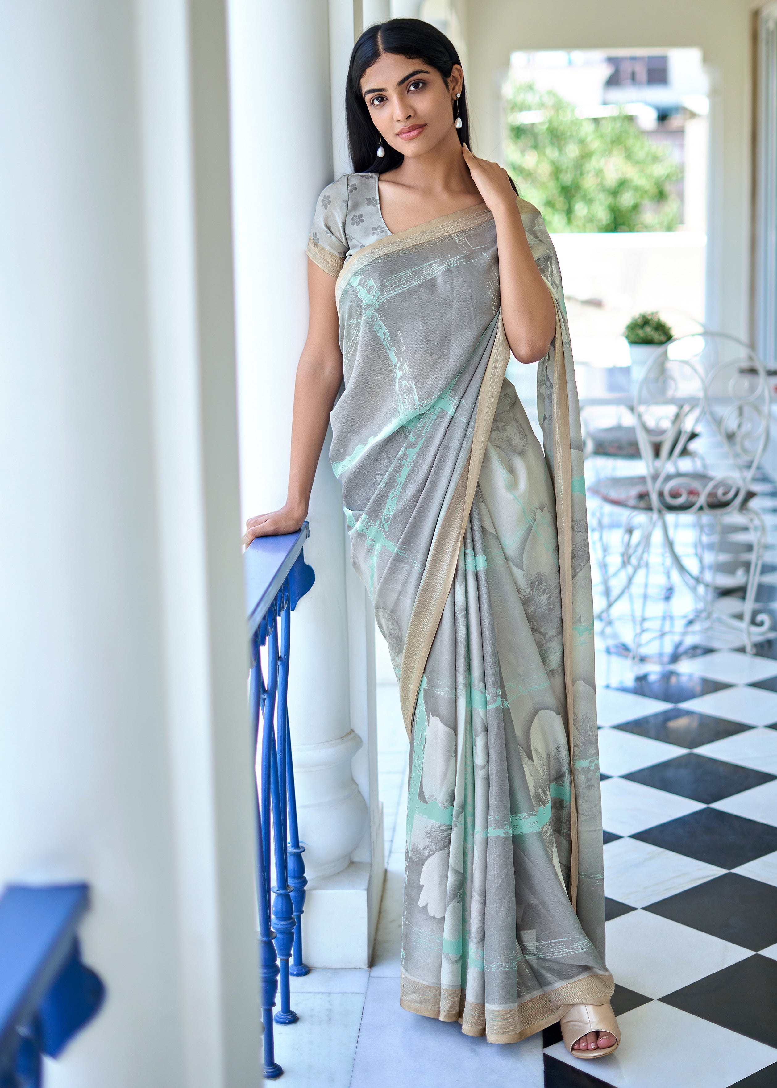 Abstract Digital Printed Silver Grey Weightless Georgette Saree