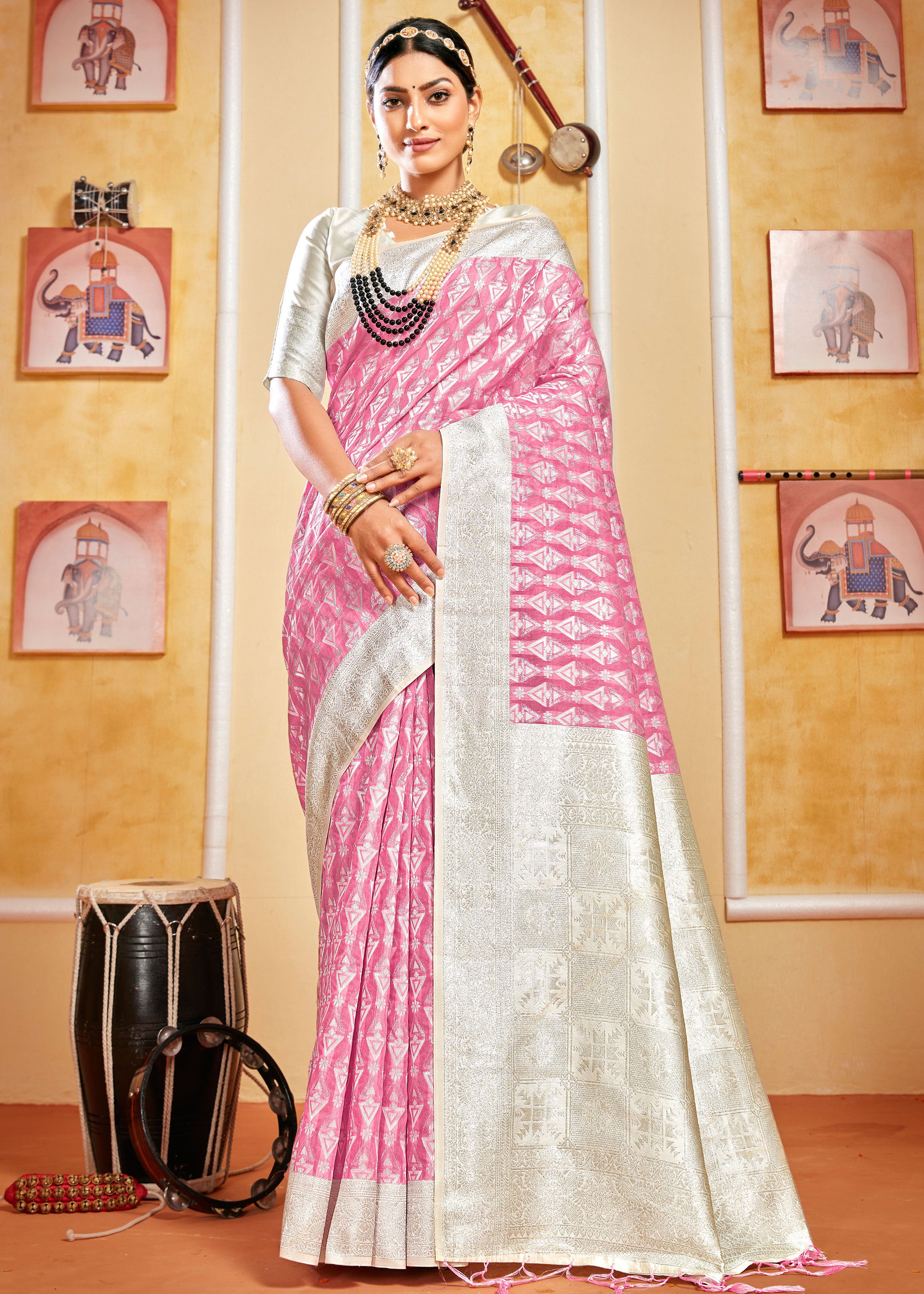 Lucknowi Chikankari Woven Pure Cotton Pink Saree