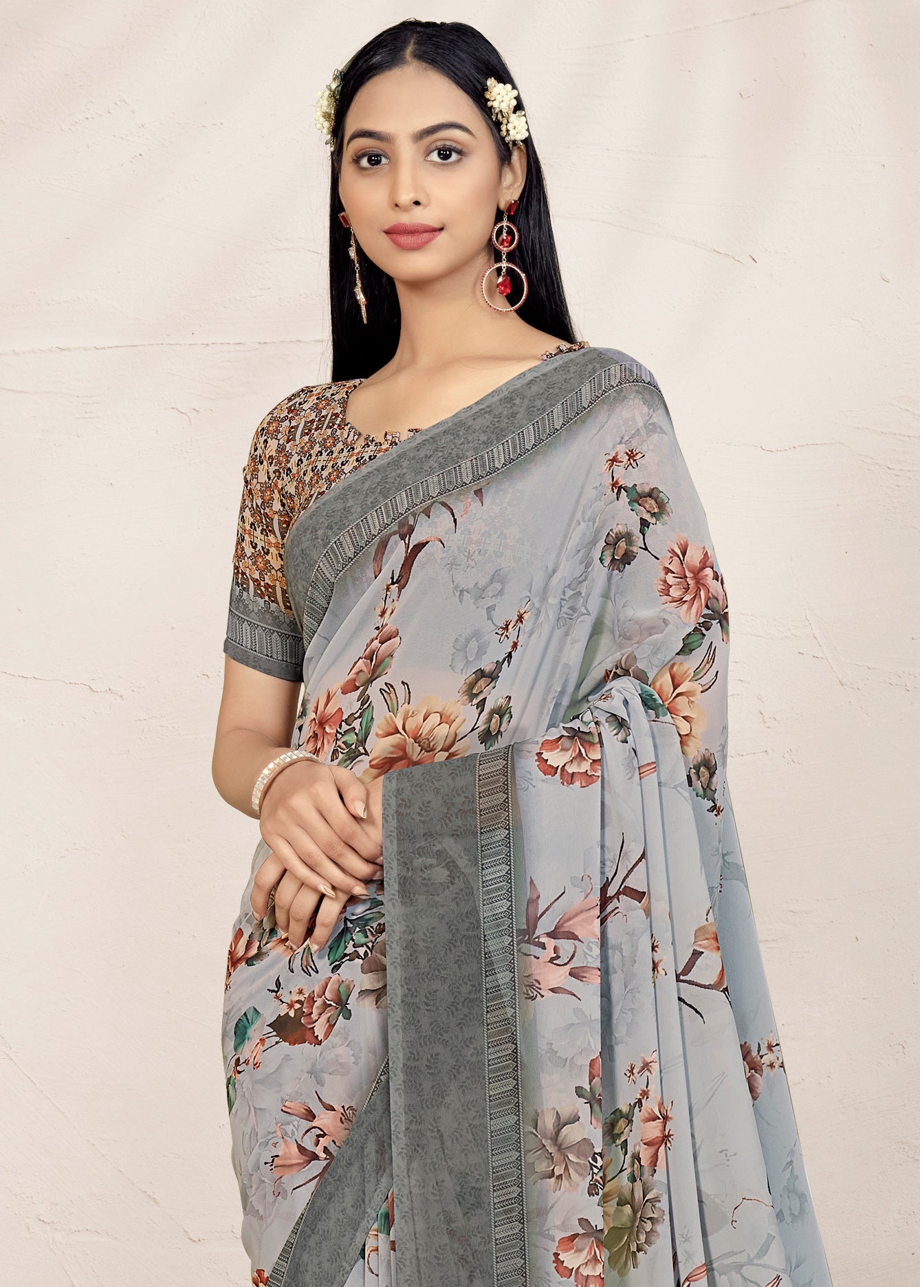 Pure Digital Floral Prints Grey Weavng Lappet Weightless Georgette Saree