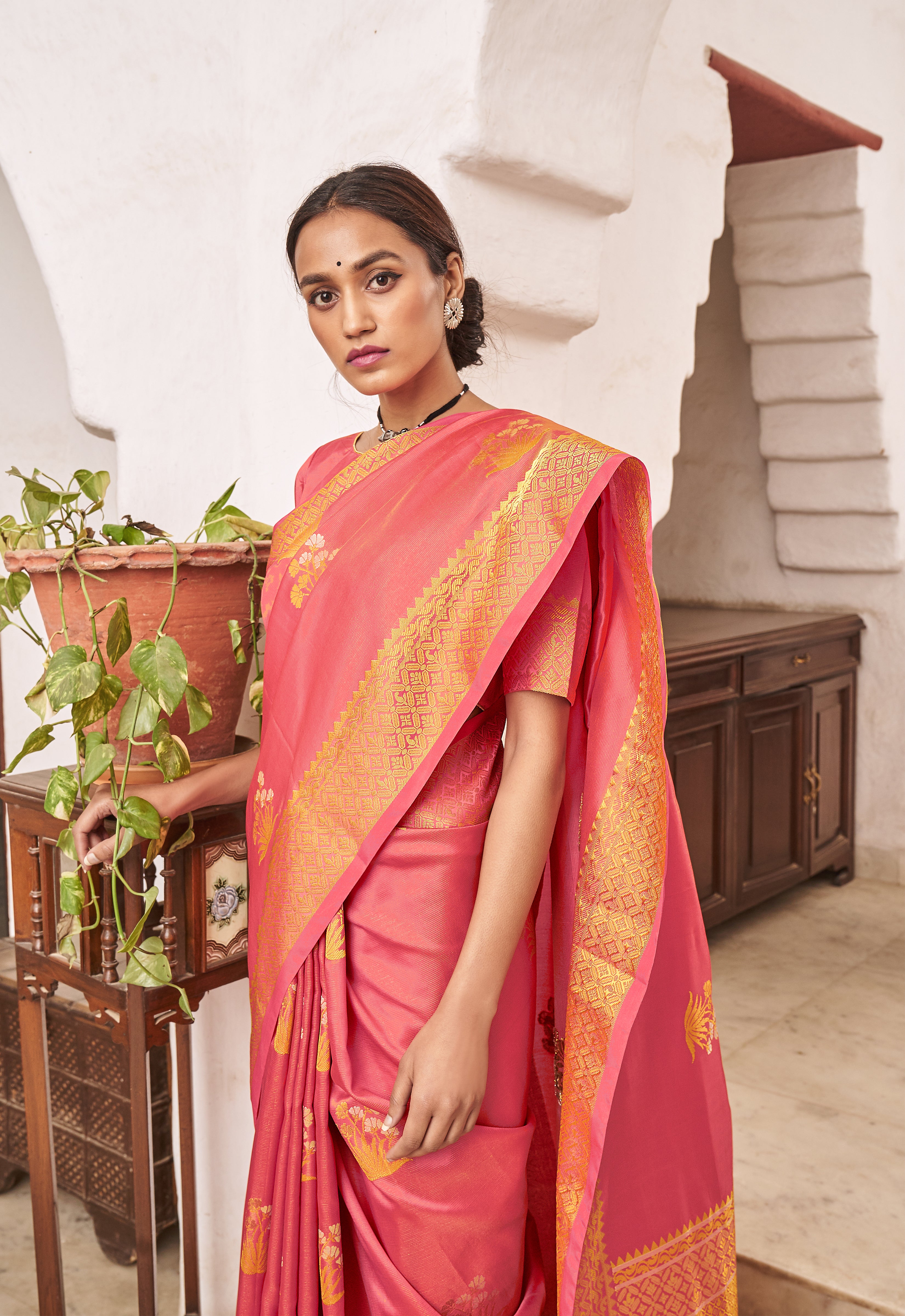 Fine Pink Woven Banarasi Silk Saree
