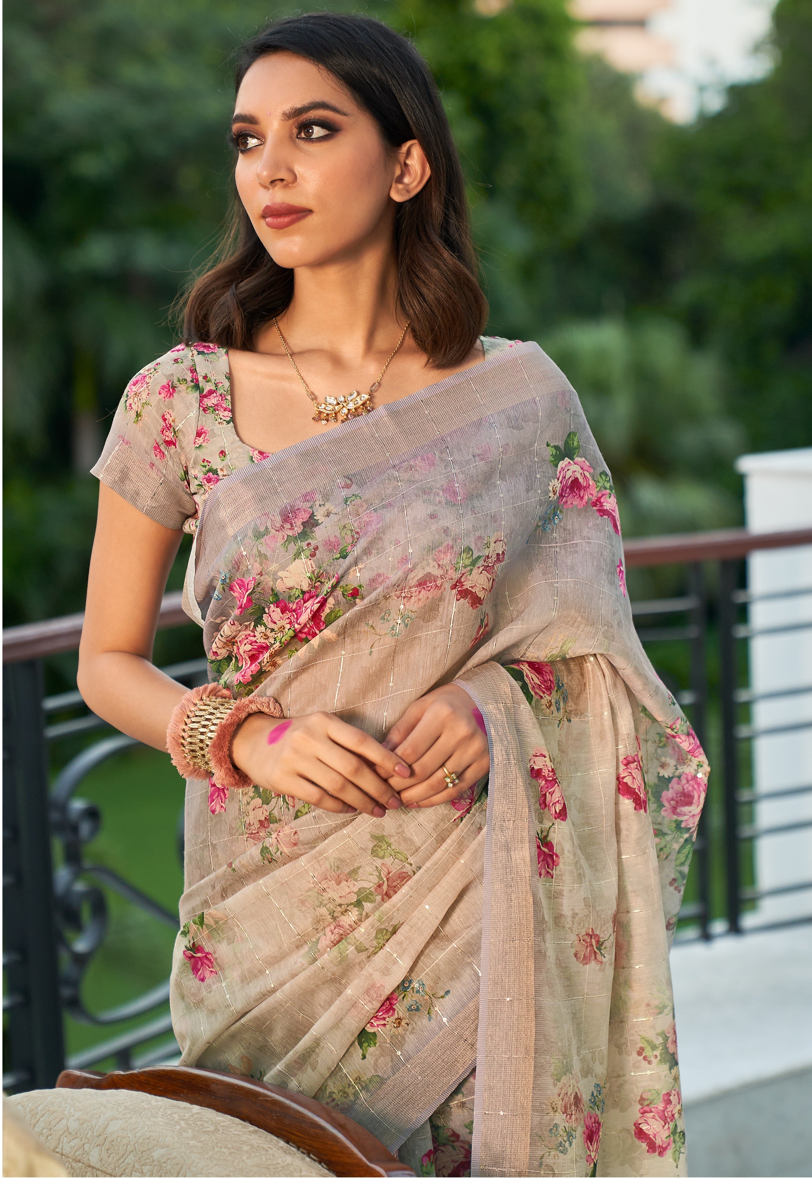 PURPLE  WHIGHT SEQUINS WORK DIGITAL PRINTED PURE LINEN SAREE