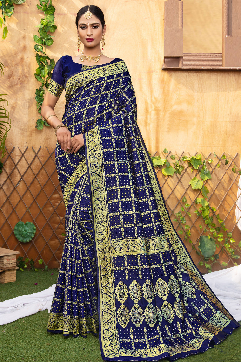 Blue Zari Woven Art Silk Banarasi Saree