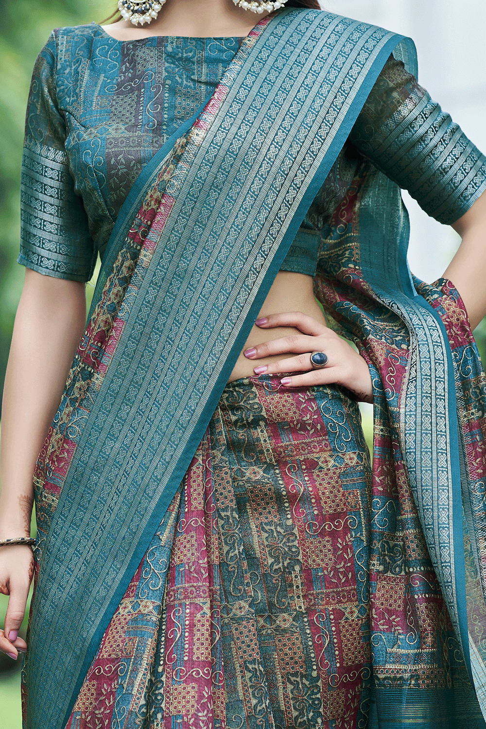 Multi Color Digital Printed Linen Saree