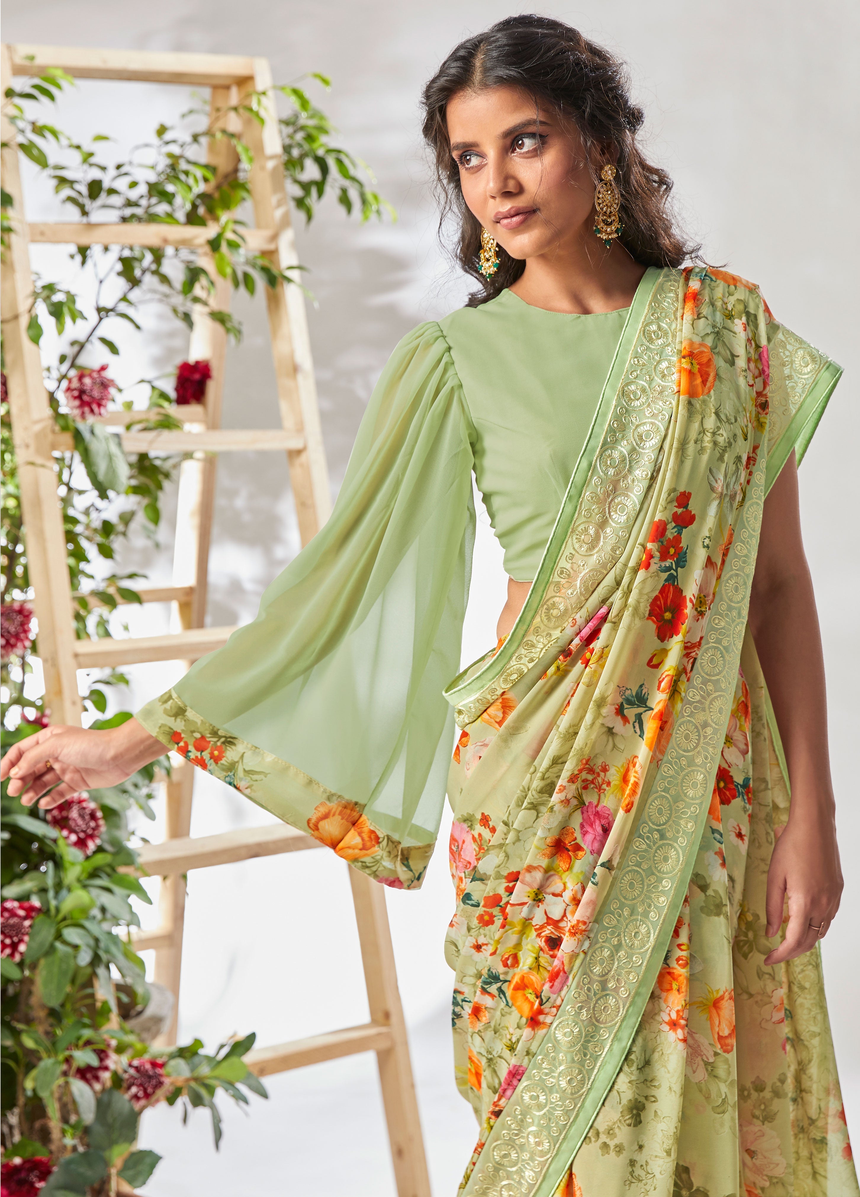White Designer Kutchi Embroidered Soft Georgette Saree with Grand Pallu |  TST | The Silk Trend